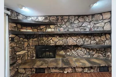 10530 S 82nd Court, Palos Hills, IL 60465 - Photo 13