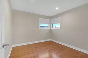 9314 Menard Ave, Morton Grove, IL 60053 - Photo 15