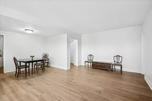 1585 Ridge Ave, Evanston, IL 60201 - Photo 5