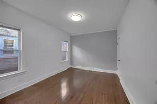 8250 S Rhodes Ave, Chicago, IL 60619 - Photo 3
