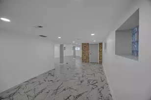 8250 S Rhodes Ave, Chicago, IL 60619 - Photo 15