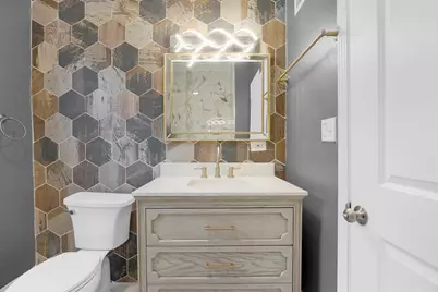 8250 S Rhodes Avenue, Chicago, IL 60619 - Photo 11