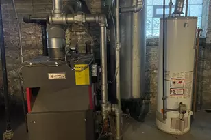 8133 S Peoria St, Chicago, IL 60620 - Photo 5