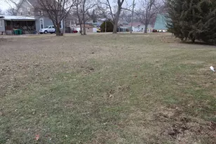 906 S Monroe St, Streator, IL 61364 - Photo 7