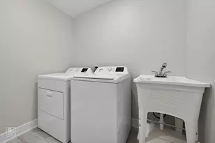 3411 S Lituanica Ave, Chicago, IL 60608 - Photo 19