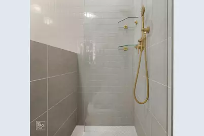 3411 S Lituanica Avenue, Chicago, IL 60608 - Photo 17