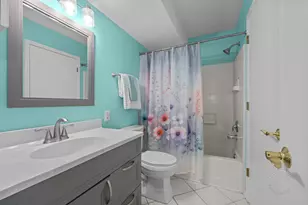 516 E Victoria Cir, North Aurora, IL 60542 - Photo 9