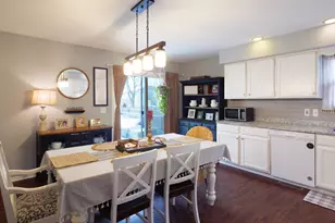 69 Monroe St, Oswego, IL 60543 - Photo 15