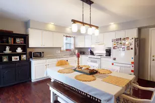 69 Monroe St, Oswego, IL 60543 - Photo 11