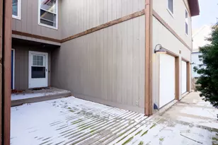 69 Monroe St, Oswego, IL 60543 - Photo 3