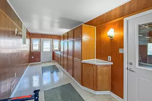 1165 N Henderson Rd, Freeport, IL 61032 - Photo 3