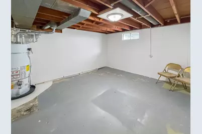 1165 N Henderson Road, Freeport, IL 61032 - Photo 23