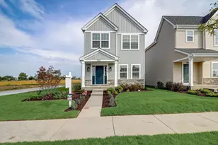 702 Station Blvd, Elburn, IL 60119 - Photo 1