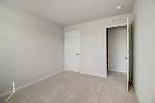 702 Station Blvd, Elburn, IL 60119 - Photo 33