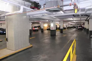 3600 N Lake Shore Dr, Chicago, IL 60613 - Photo 21