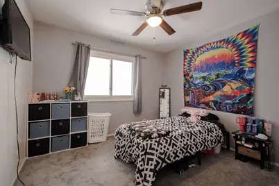 746 E Devon Avenue, Roselle, IL 60172 - Photo 11