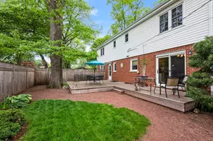 703 E Thomas St, Arlington Heights, IL 60004 - Photo 27