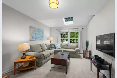 703 E Thomas Street, Arlington Heights, IL 60004 - Photo 13