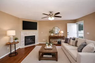 5 Andy Ct, Bloomington, IL 61704 - Photo 3