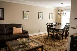 192 Surrey Dr, Carol Stream, IL 60188 - Photo 7