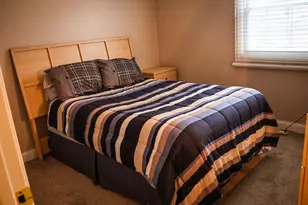 192 Surrey Dr, Carol Stream, IL 60188 - Photo 11