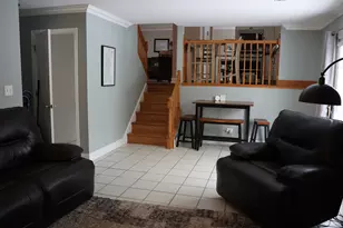 192 Surrey Dr, Carol Stream, IL 60188 - Photo 9