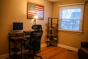 192 Surrey Dr, Carol Stream, IL 60188 - Photo 13