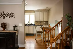 192 Surrey Dr, Carol Stream, IL 60188 - Photo 5