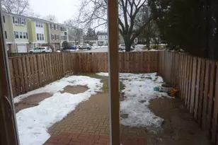 1919 Finchley Ct, Schaumburg, IL 60194 - Photo 23