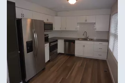 1919 Finchley Court, Schaumburg, IL 60194 - Photo 9