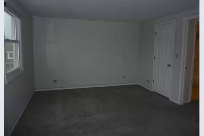 1919 Finchley Court, Schaumburg, IL 60194 - Photo 13