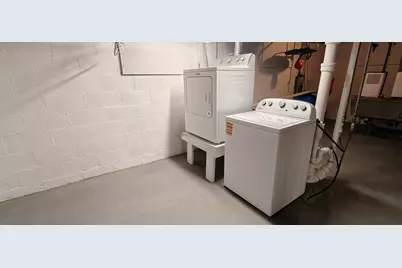 616 Daisyfield Road, Rockford, IL 61102 - Photo 47