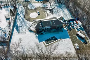 33 Longmeadow Rd, Winnetka, IL 60093 - Photo 3