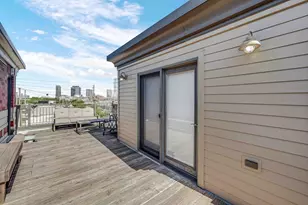 1040 N Kingsbury St, Chicago, IL 60610 - Photo 23