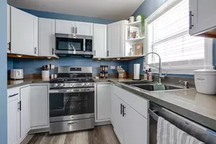 1502 Anderson Trail, Zion, IL 60099 - Photo 11