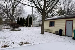 905 Brentwood Dr, Joliet, IL 60435 - Photo 23