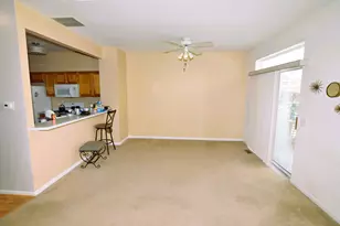 939 Mesa Dr, Lake in the Hills, IL 60156 - Photo 3