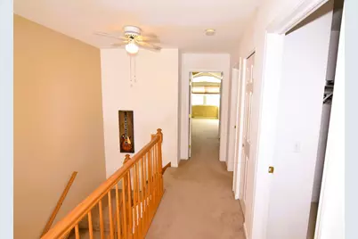 939 Mesa Drive, Lake in the Hills, IL 60156 - Photo 15
