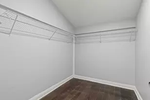 8249 S Harper Ave, Chicago, IL 60619 - Photo 11