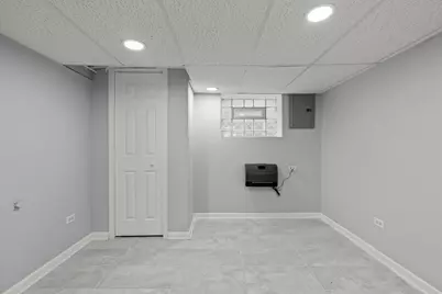 8249 S Harper Avenue, Chicago, IL 60619 - Photo 17