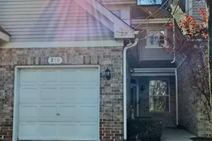 273 W 20th St, Lombard, IL 60148 - Photo 1