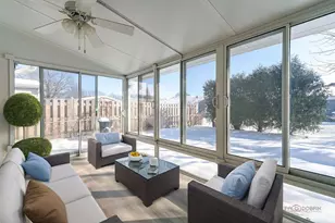 915 Plum Grove Cir, Buffalo Grove, IL 60089 - Photo 13