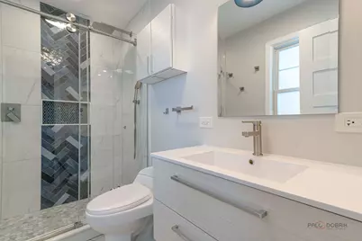 915 Plum Grove Circle, Buffalo Grove, IL 60089 - Photo 7