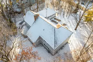 175 Margate Ct, Lake Bluff, IL 60044 - Photo 39