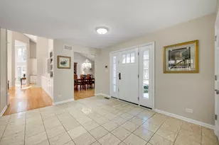 175 Margate Ct, Lake Bluff, IL 60044 - Photo 3