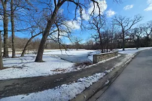 175 Margate Ct, Lake Bluff, IL 60044 - Photo 49