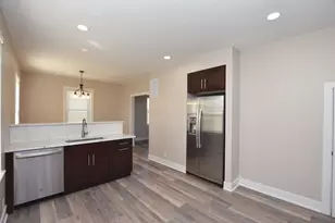 97 Gates St, Crystal Lake, IL 60014 - Photo 3