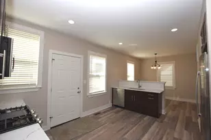 97 Gates St, Crystal Lake, IL 60014 - Photo 5