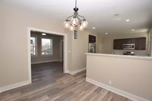 97 Gates St, Crystal Lake, IL 60014 - Photo 7