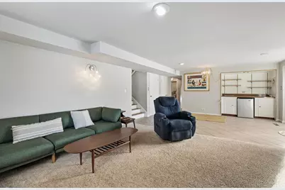 9330 Murray Court, Morton Grove, IL 60053 - Photo 15